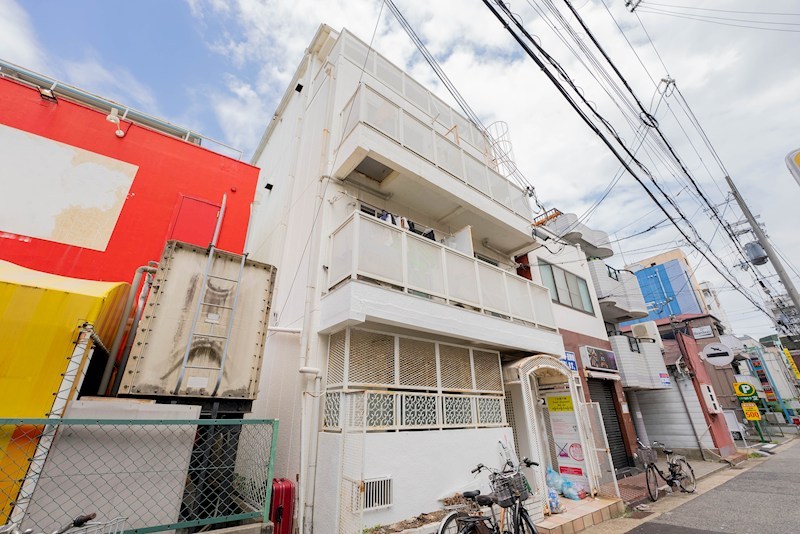 シャルマン湊川 外観