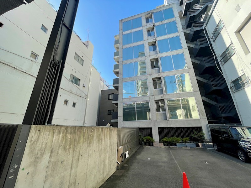 イーストヴィレッジ三宮 外観