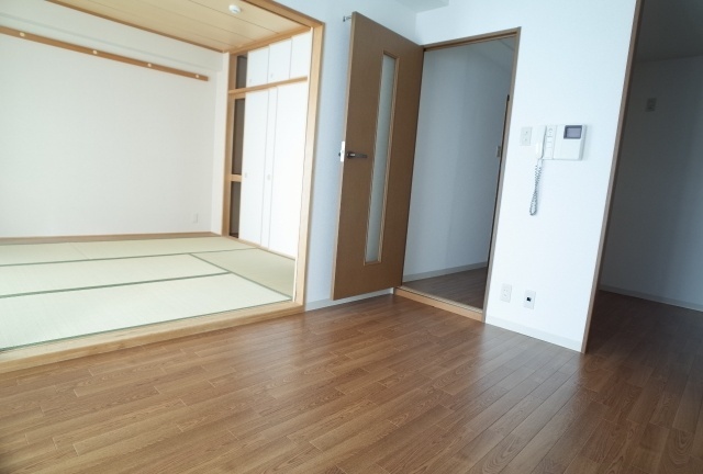 ソアール門戸荘 リビング