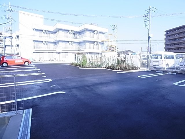 シャーメゾン クオレール 駐車場