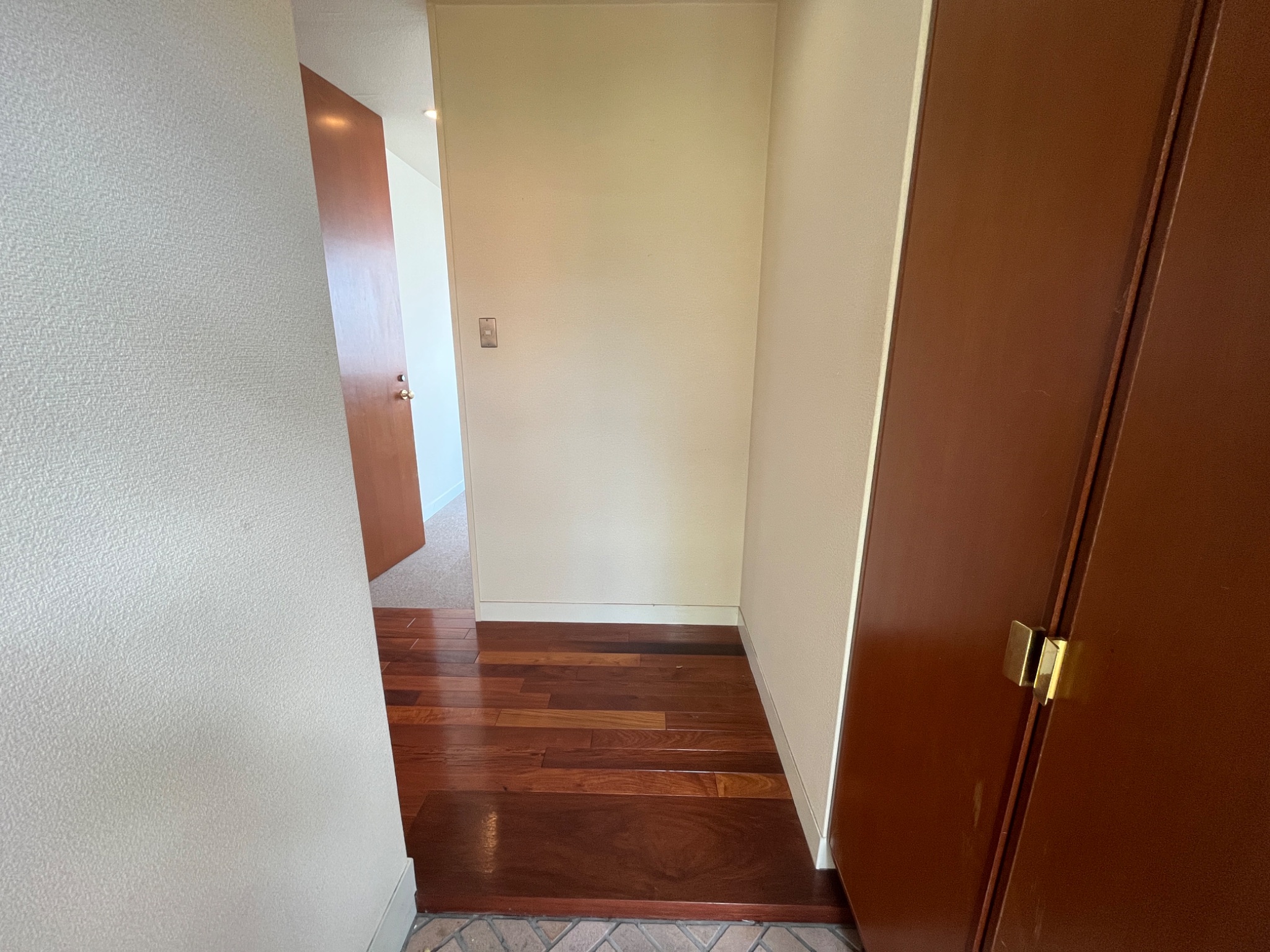 エクセレント芦屋 玄関