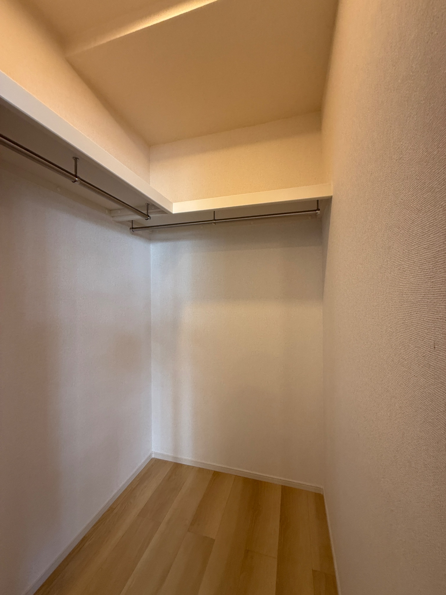 ヒカルサ神戸王塚台1 収納