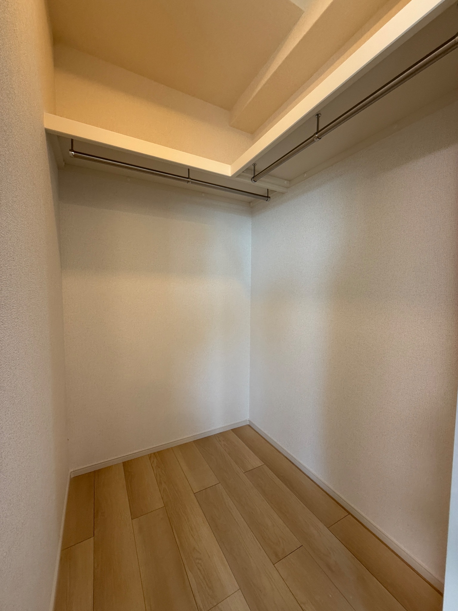 ヒカルサ神戸王塚台1 収納