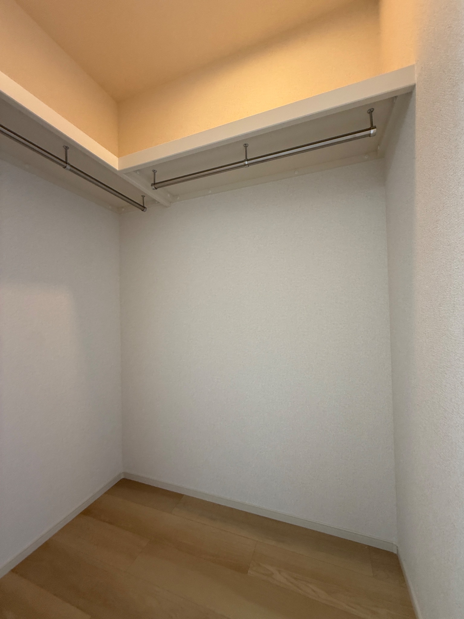 ヒカルサ神戸王塚台1 収納