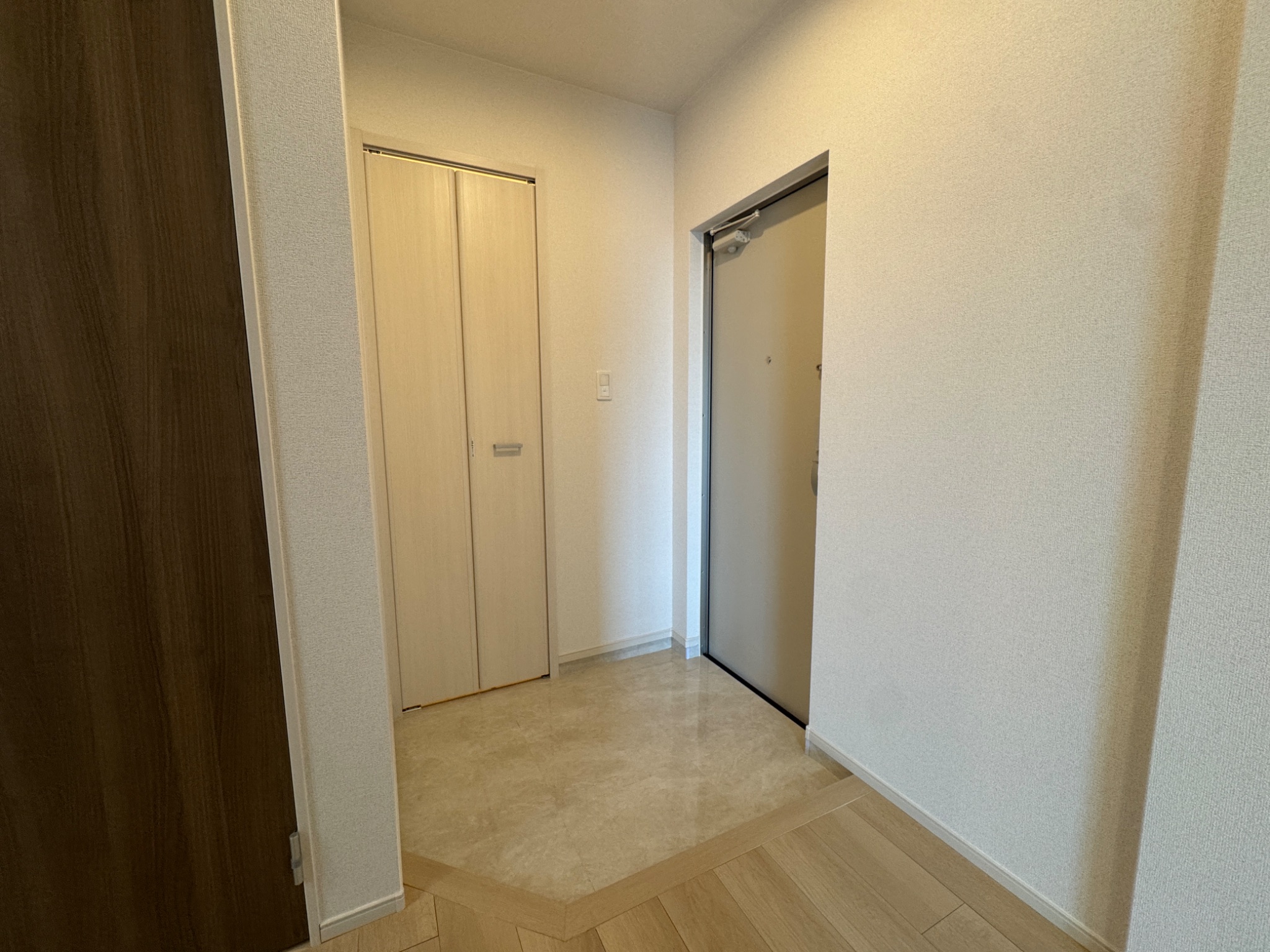 ヴェルナール赤羽 玄関