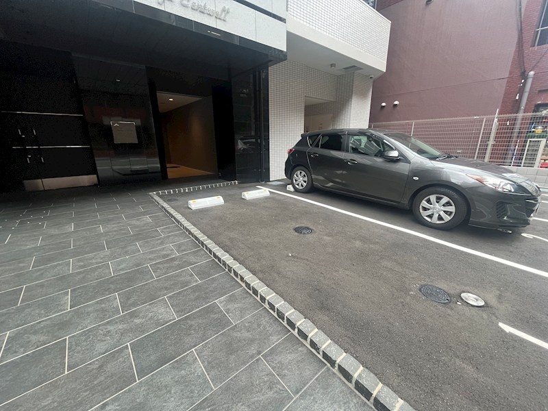 プレサンス三宮セントウエル 駐車場