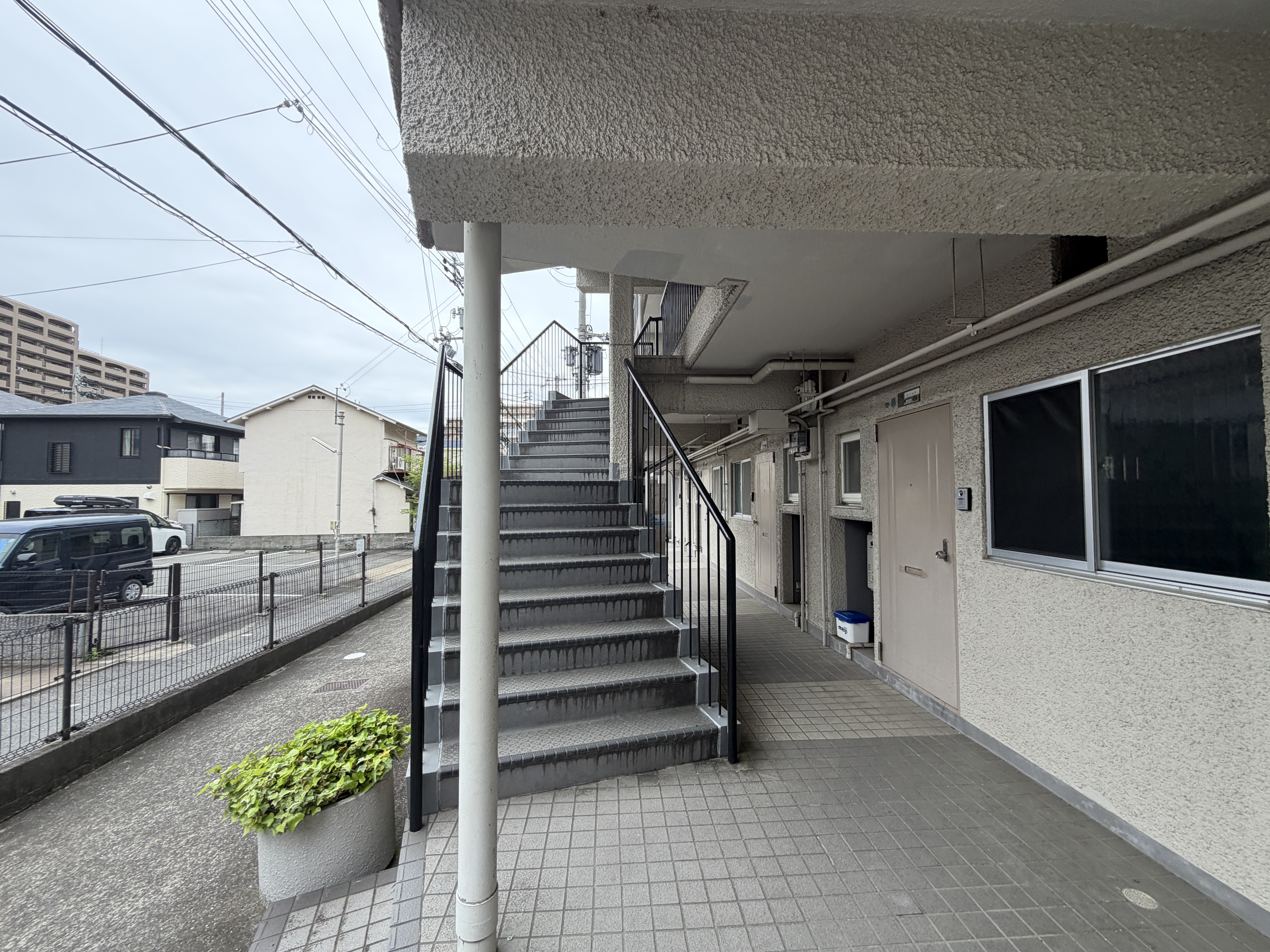 エルパラッツォ本山南 エントランス