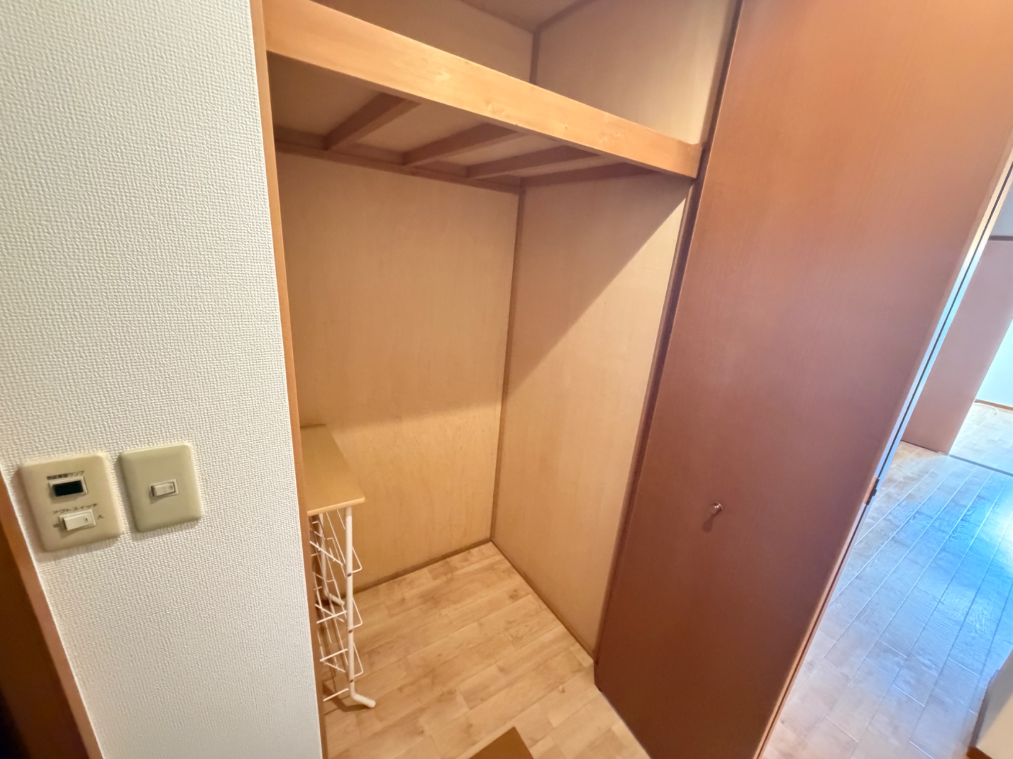 ジュネス 収納