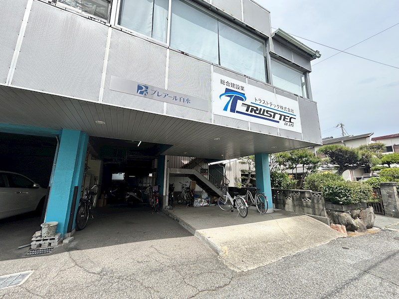 プレアール白水 エントランス