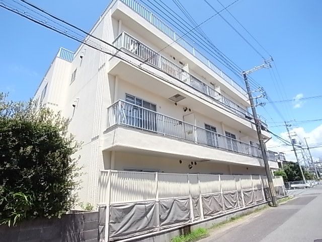 ファーストハウス 外観