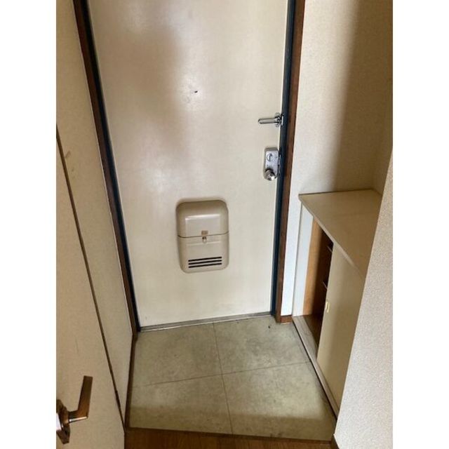 ファーストハウス 玄関