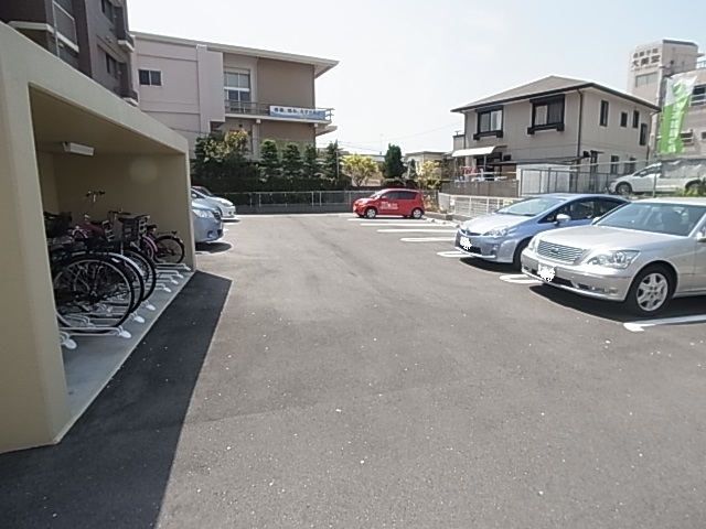 グランブル3 駐車場