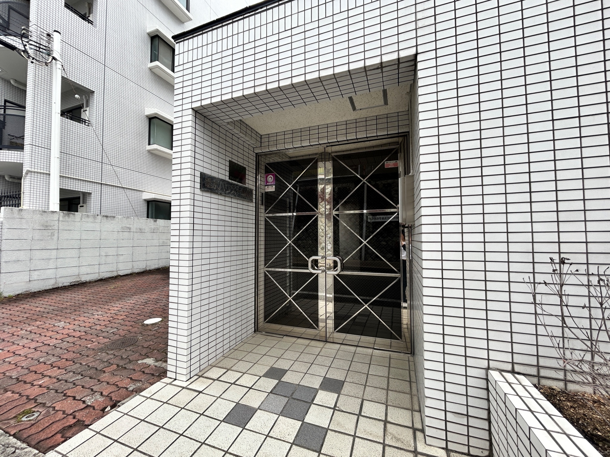 垂水ハウス壱番館 エントランス