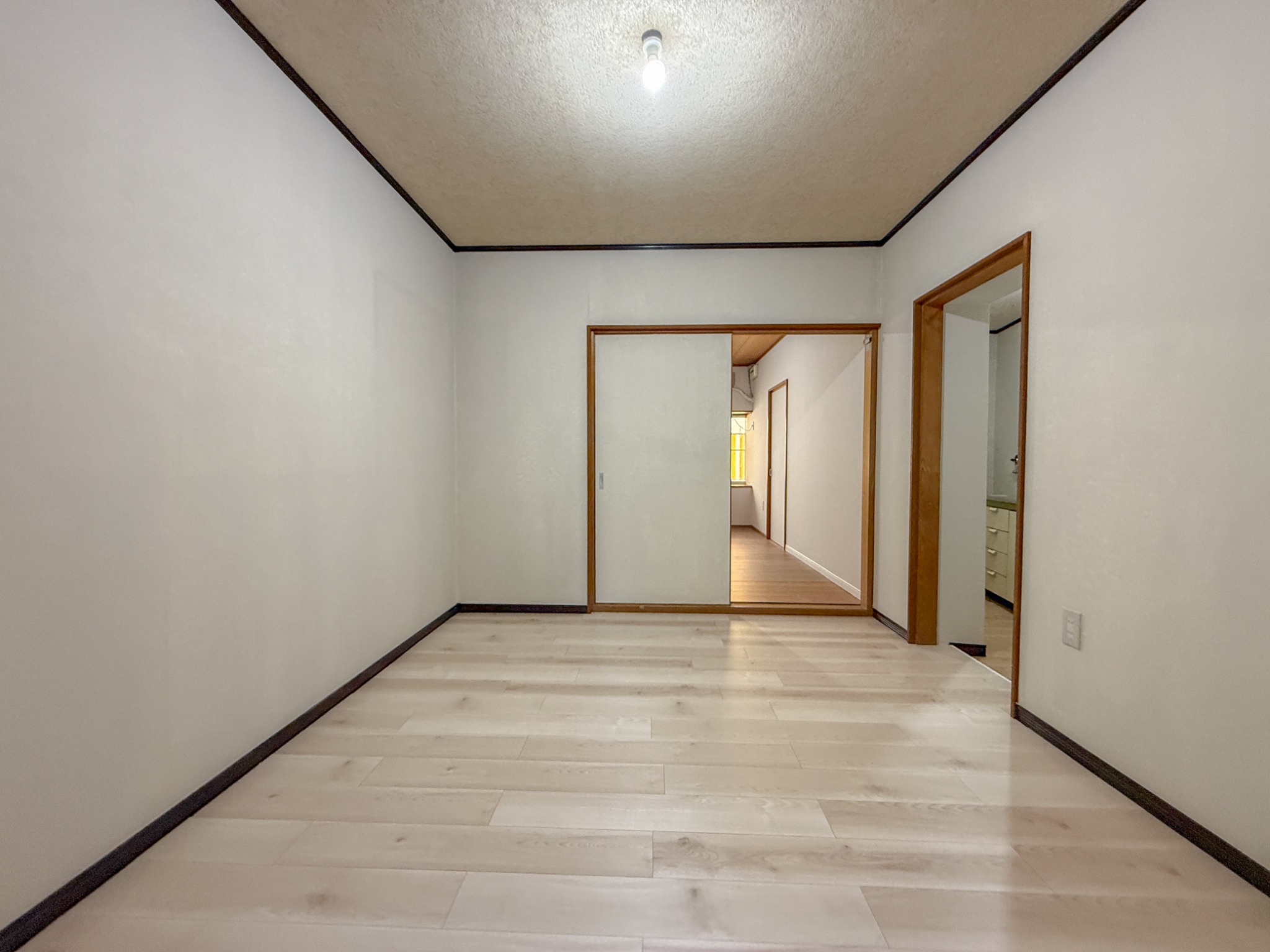 垂水区塩屋町2戸テラス リビング