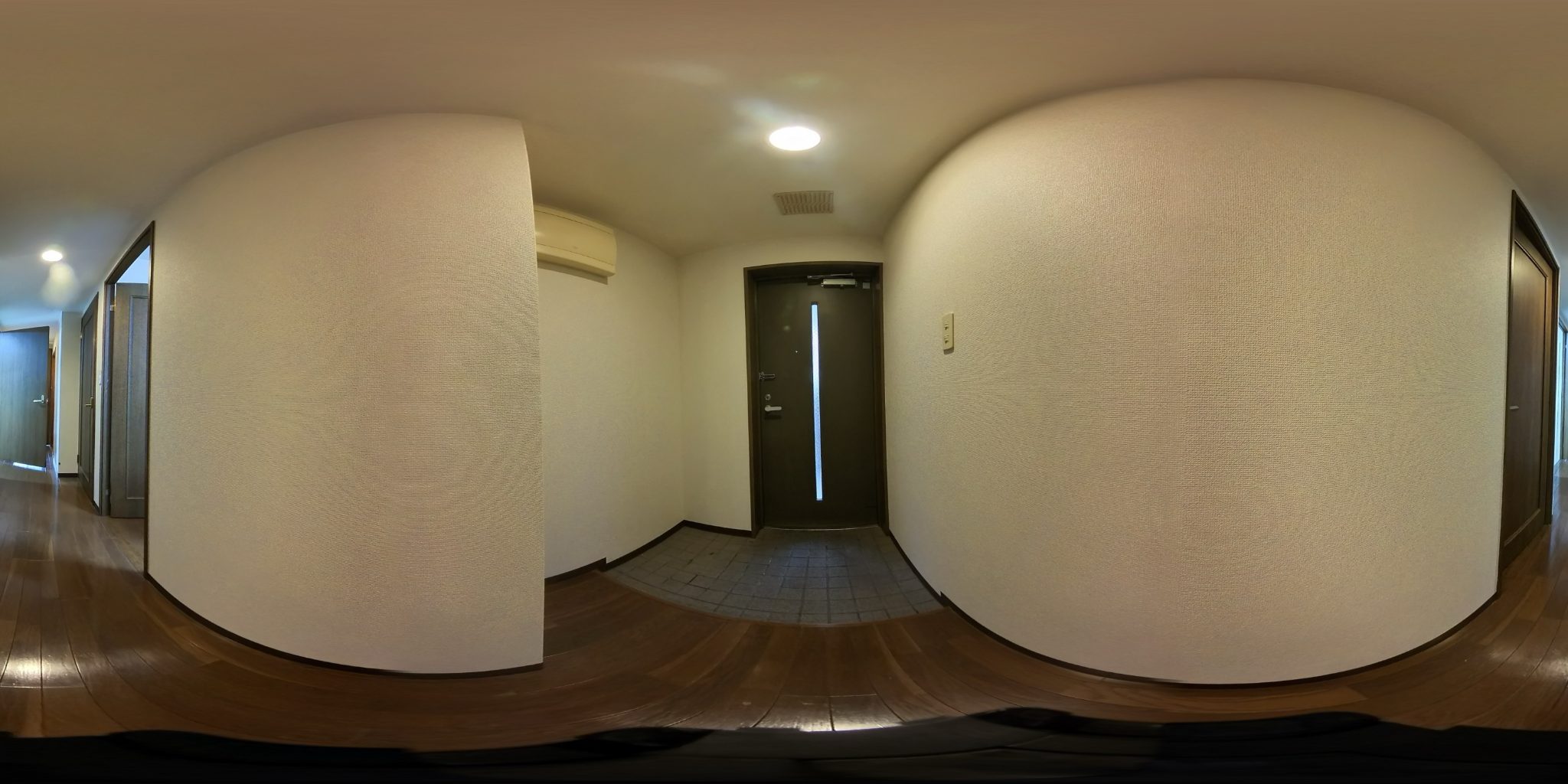 プラザハイツ二ツ屋B棟 玄関