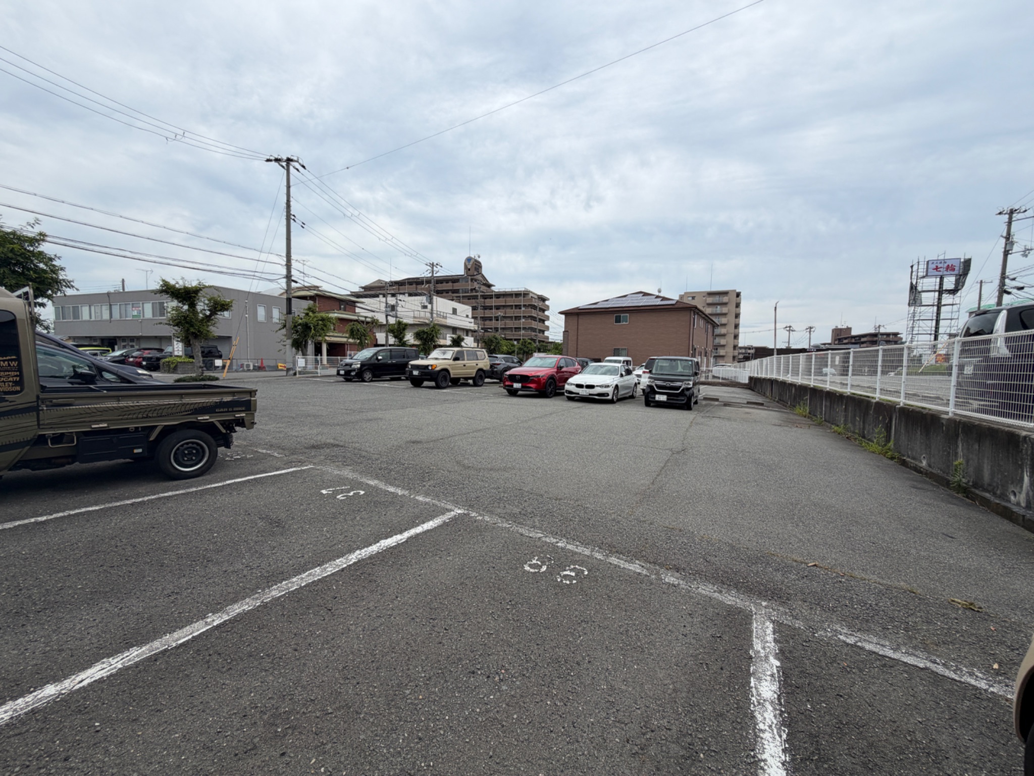コーポ大末 駐車場