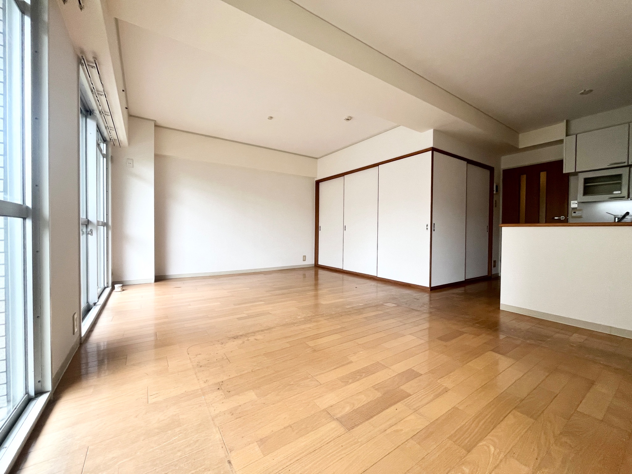 エムグランツ弐番館 リビング