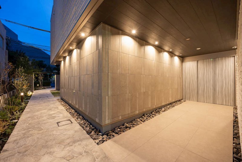 アゼリア　ベガ　芦屋業平町 エントランス
