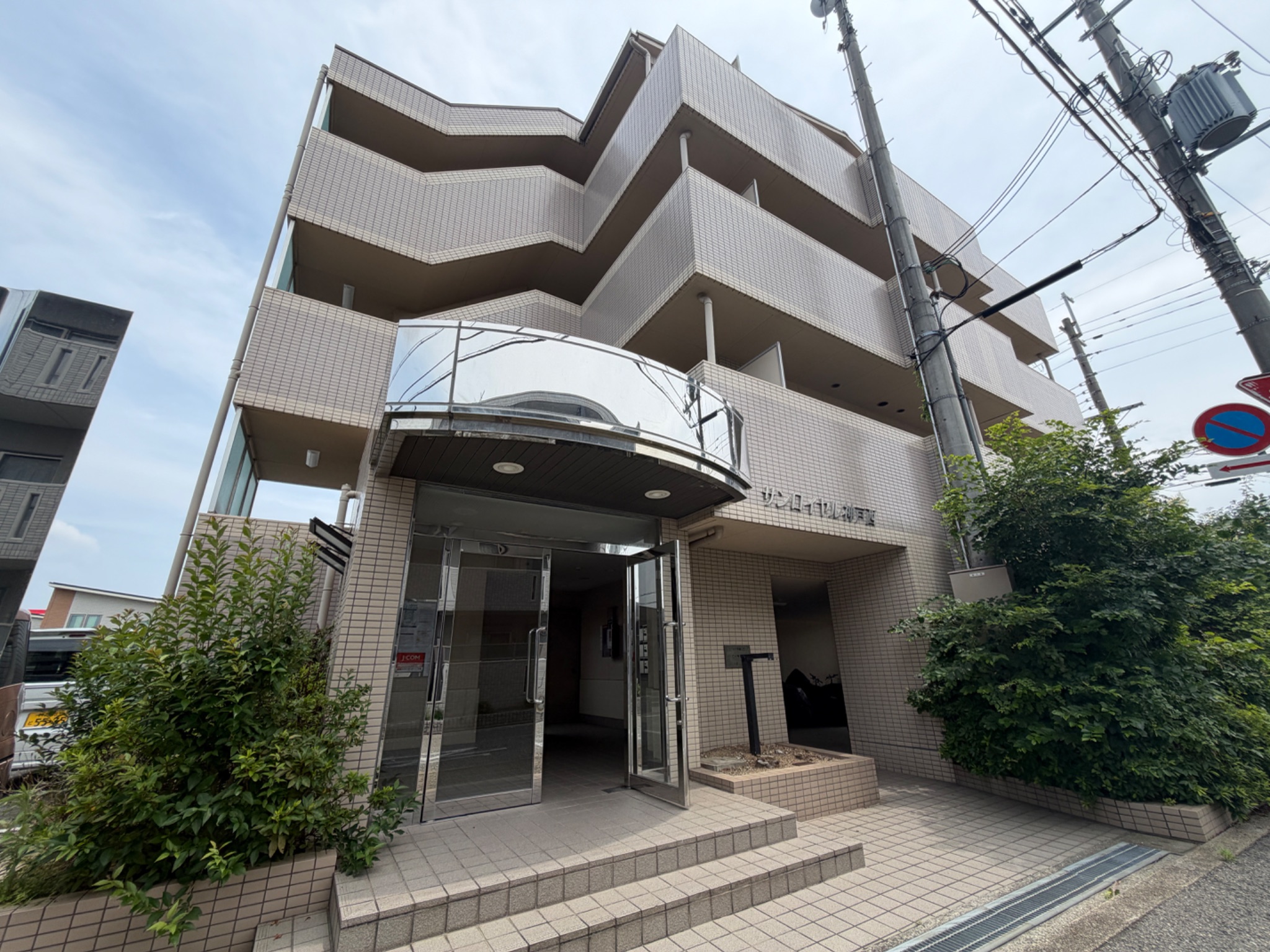 兵庫県神戸市西区王塚台７丁目 エントランス