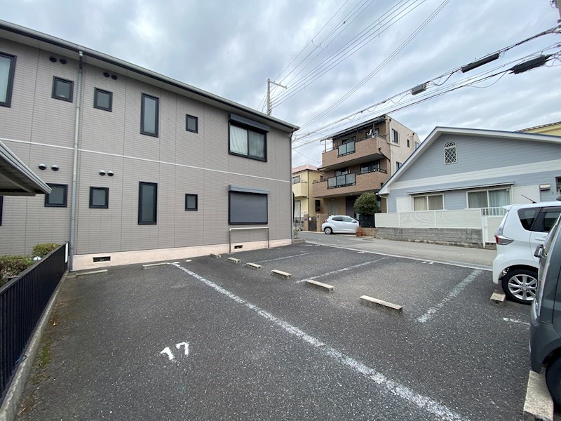 ヘスティア御影D棟  駐車場
