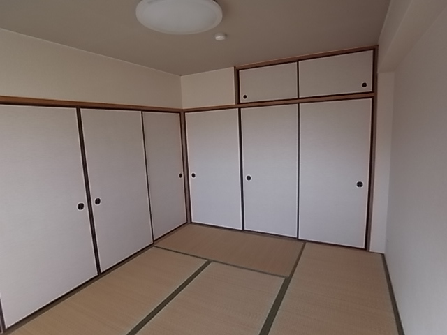グリーンコート西宮 ベッドルーム