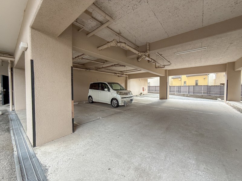 ベルトピア西明石7 駐車場