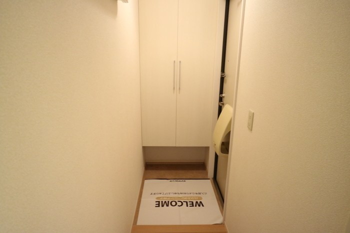 ウィルモア垂水 D棟 玄関