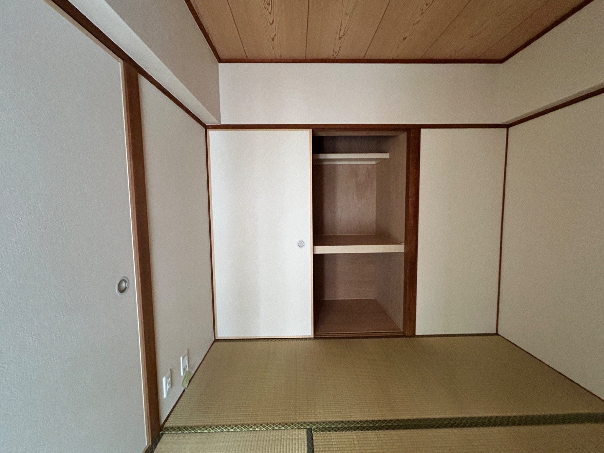 リバーサイドハイツ 収納