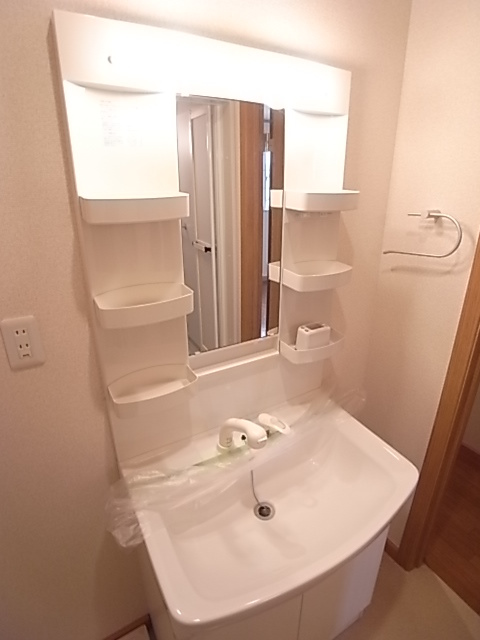 ファミールモノモリ 洗面所