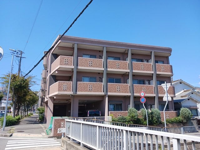 カーサ イリーデ 外観