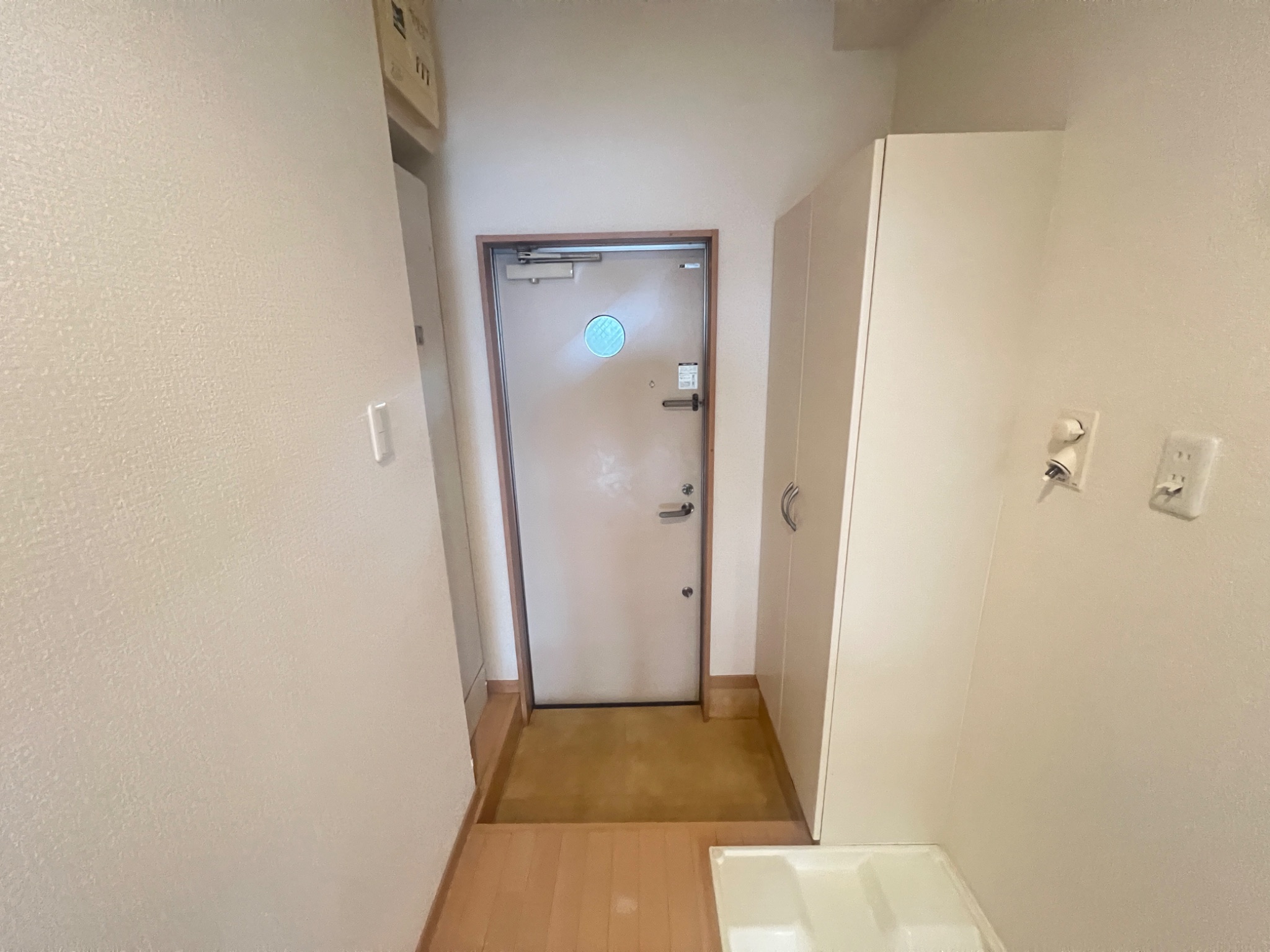 ヴィアノ灘泉通 玄関