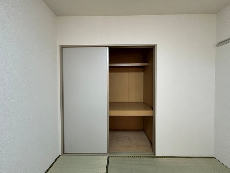 クレールプラザ立花 D棟 収納