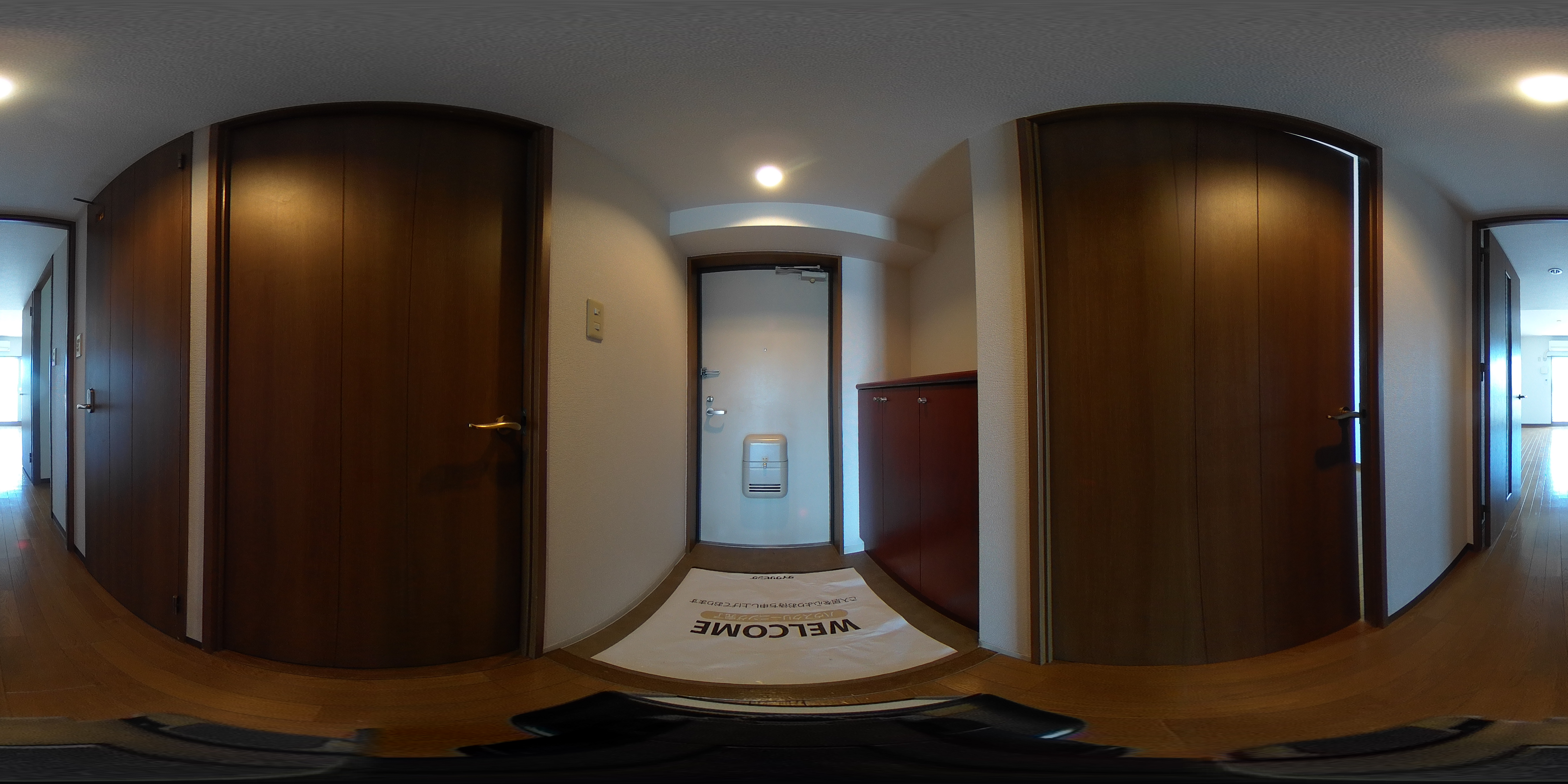 シャン・クラージュ 玄関