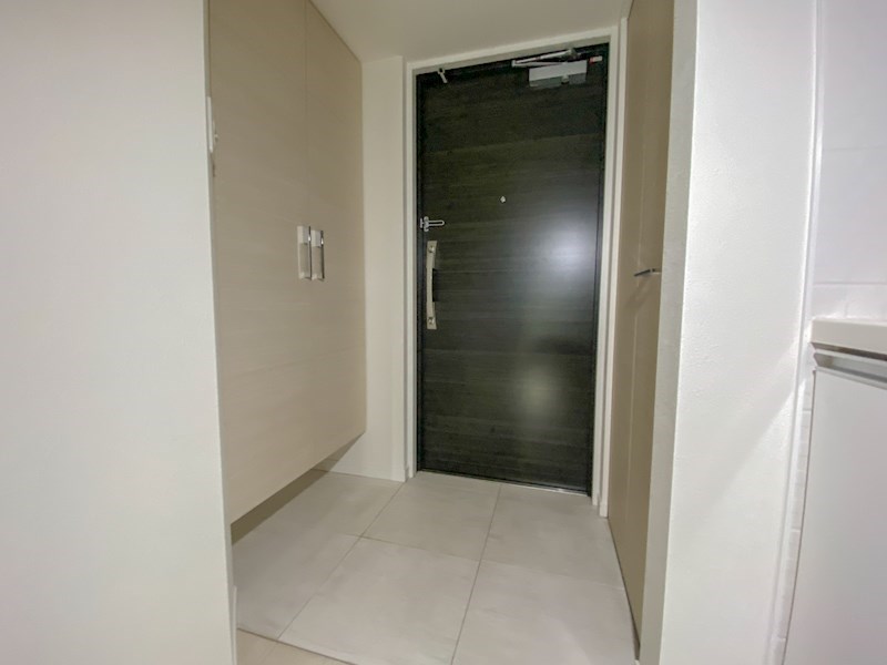S-RESIDENCE神戸磯上通 玄関