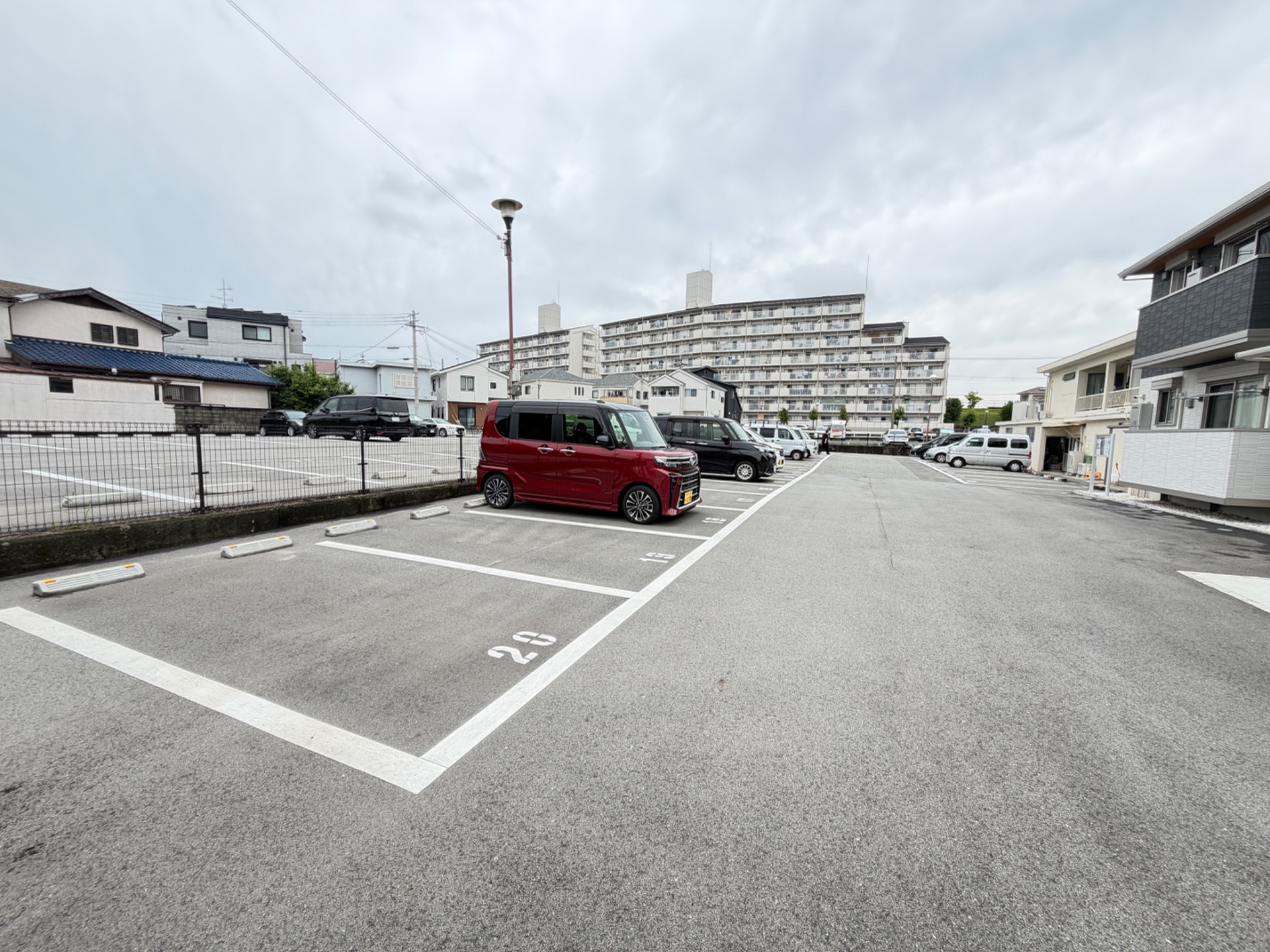 オルテンシア 駐車場