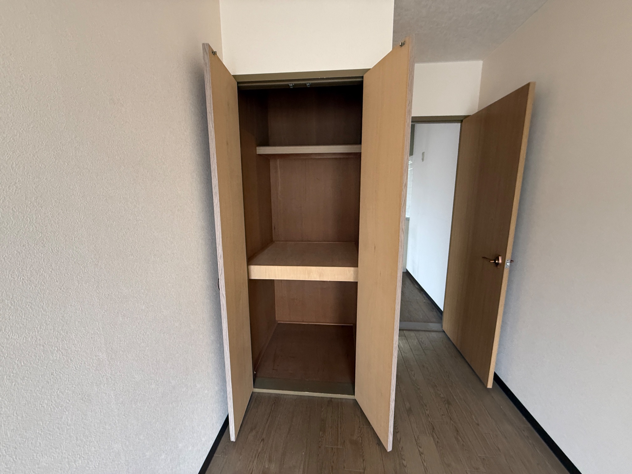 兵庫県西宮市甲子園一番町 収納