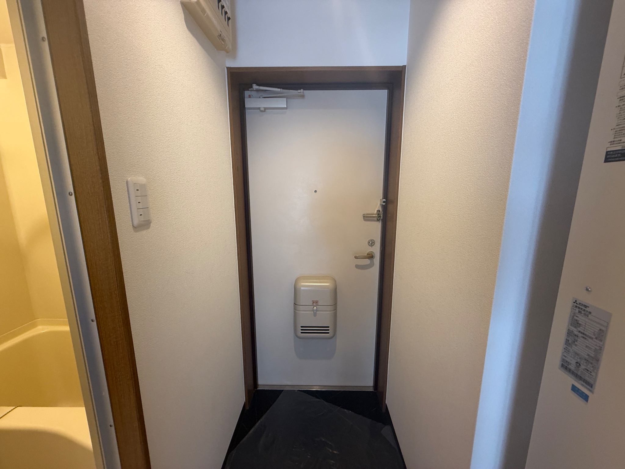 レジェンド西宮 玄関