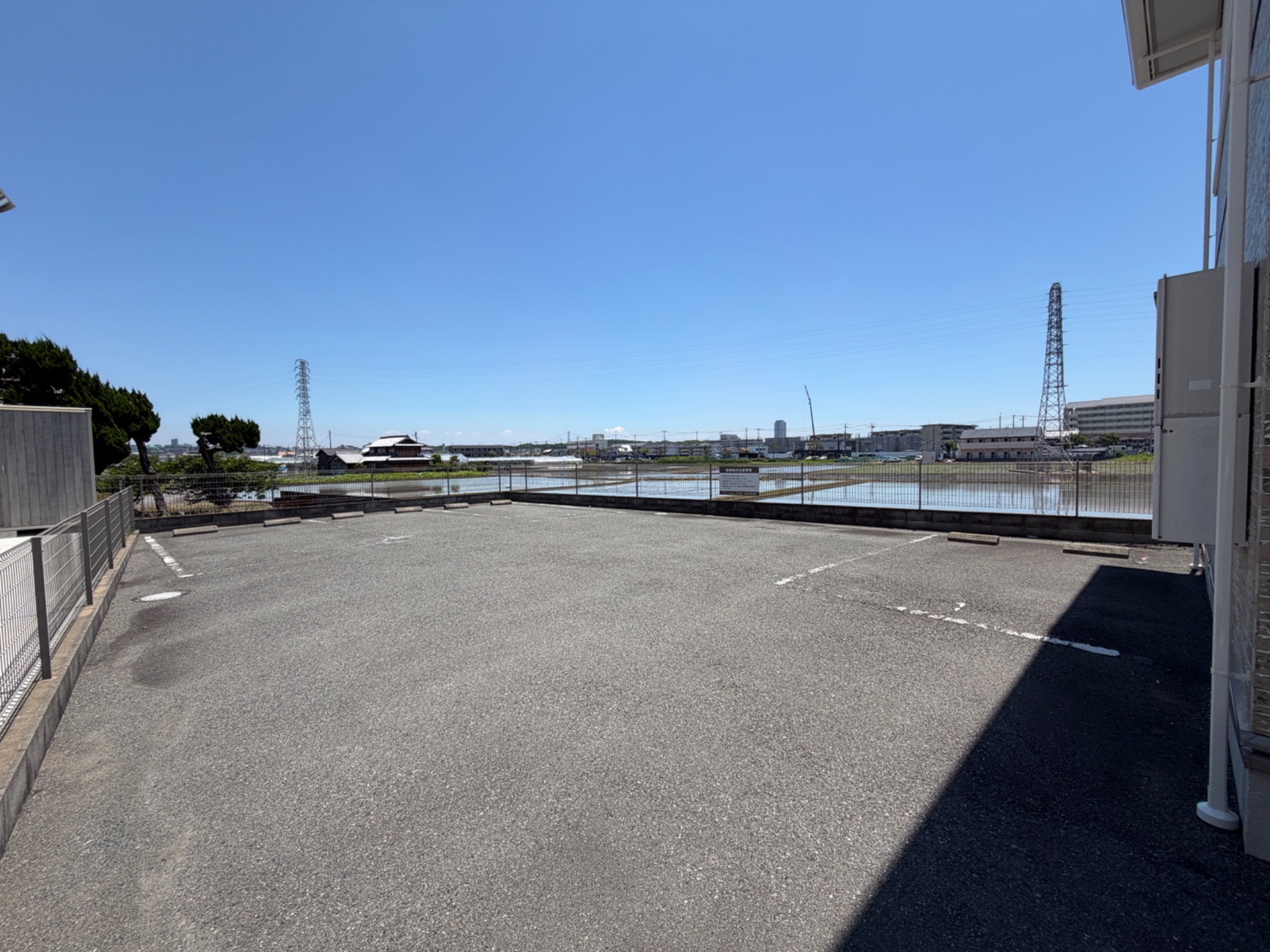 グランドゥール 駐車場