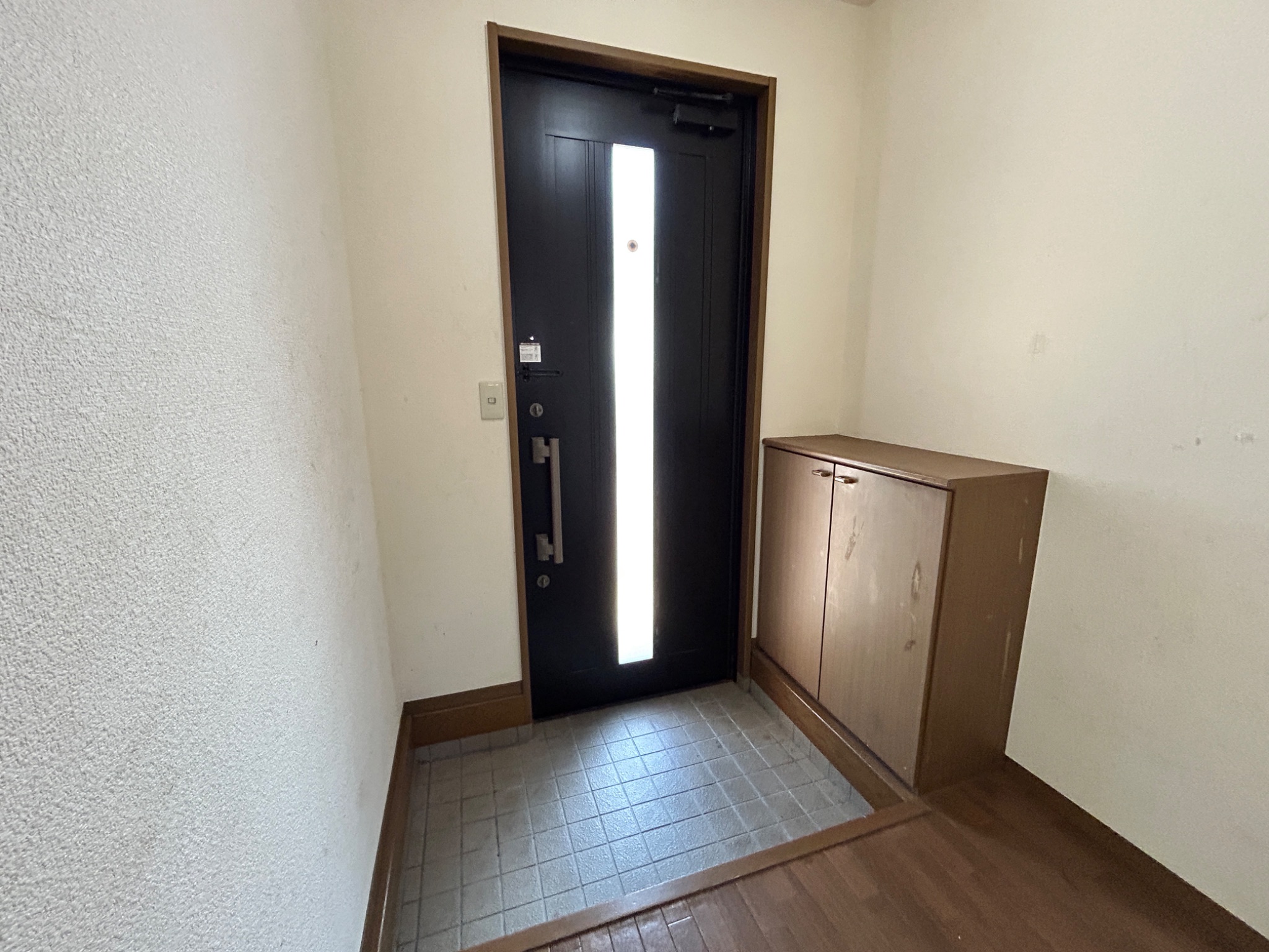 エステリーオ A棟 玄関