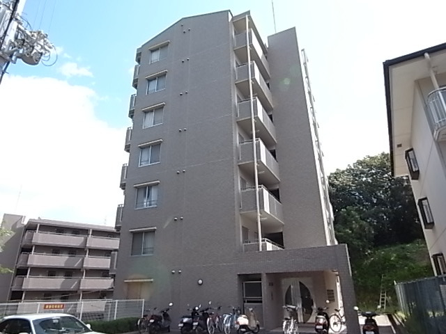 スカイヒル名谷 外観