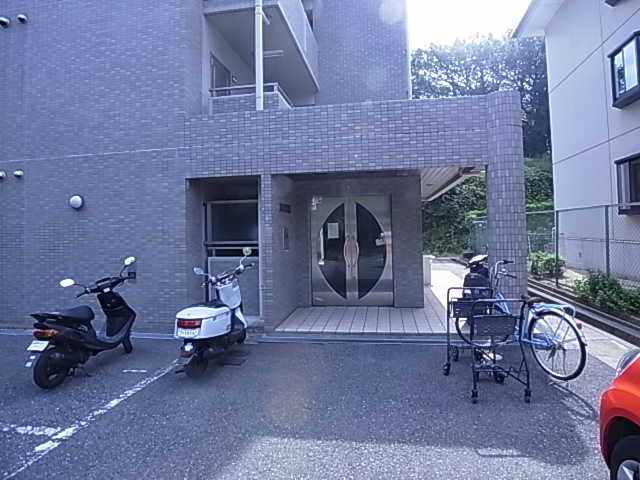 スカイヒル名谷 エントランス