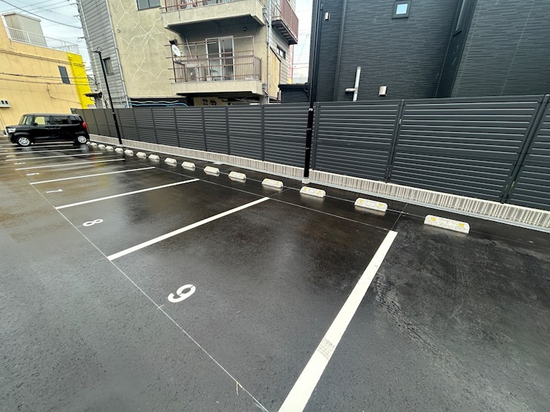 S_MAISON 駐車場