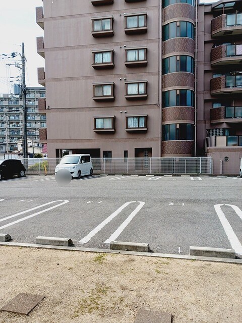 ヴィダ・アルボレス 駐車場