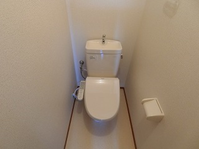 兵庫県神戸市垂水区霞ケ丘１丁目 トイレ