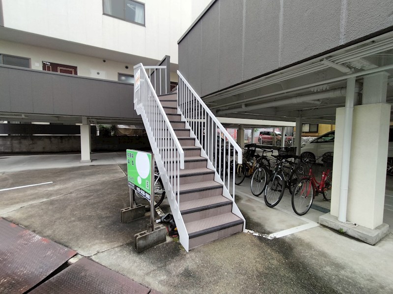 セブンハイツ１ エントランス