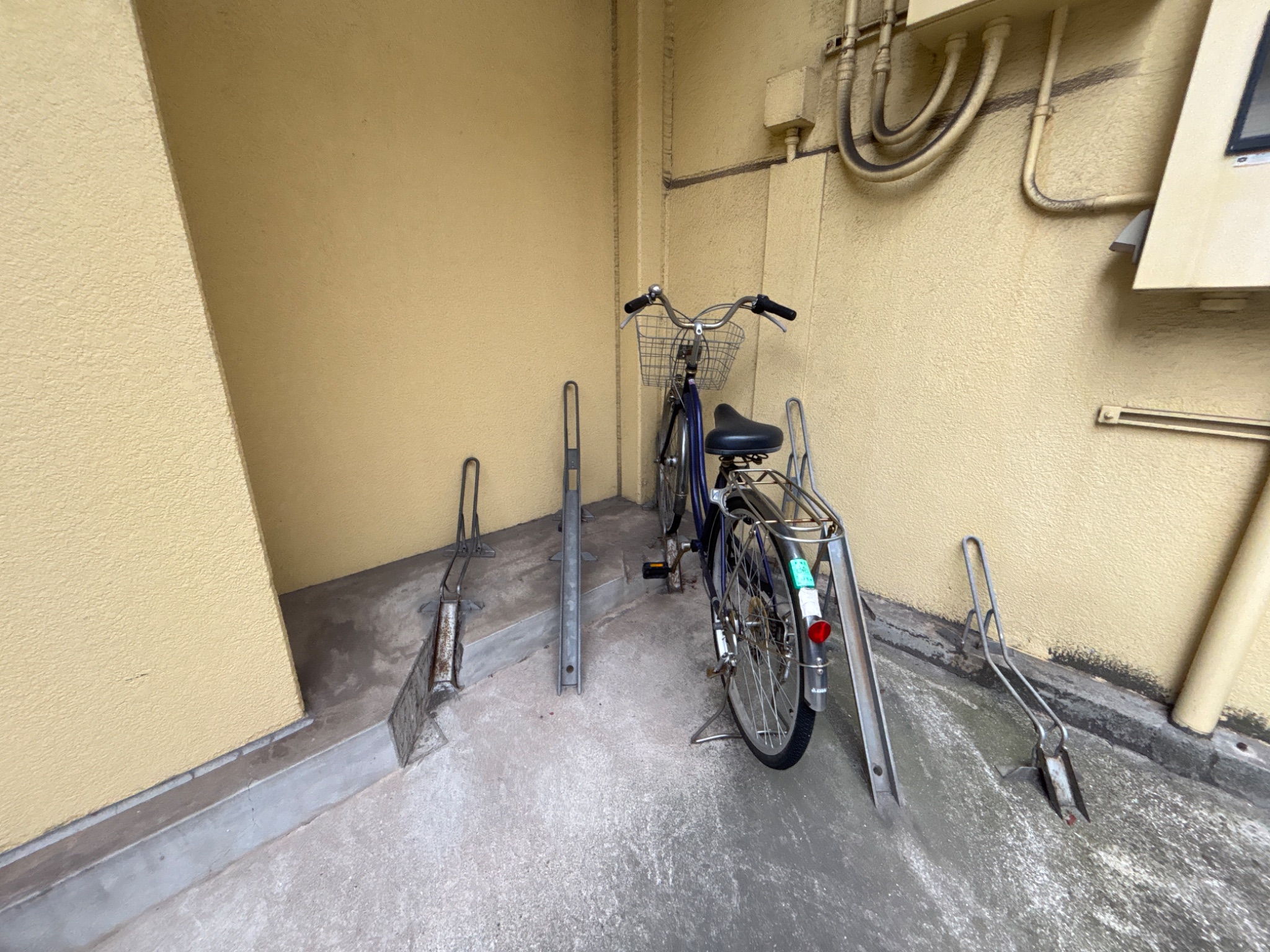 シャトル･K 駐車場