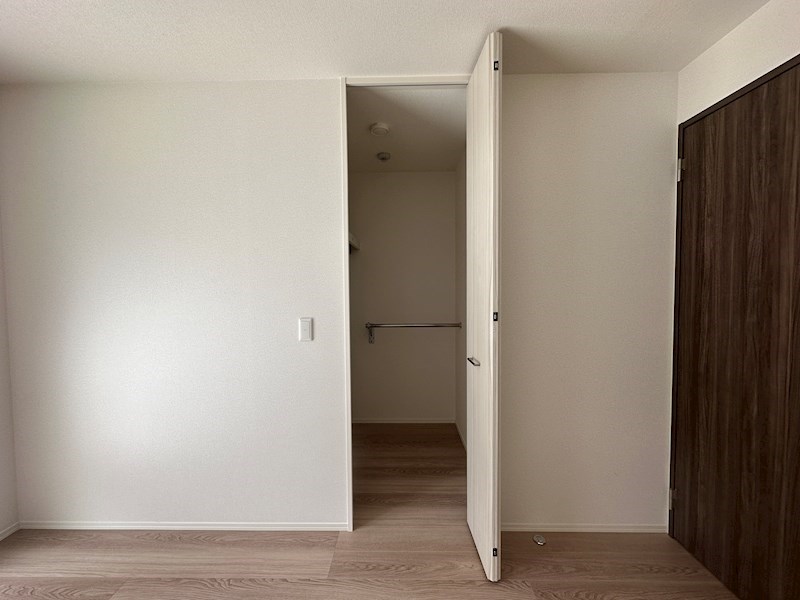 エレナ本山 その他