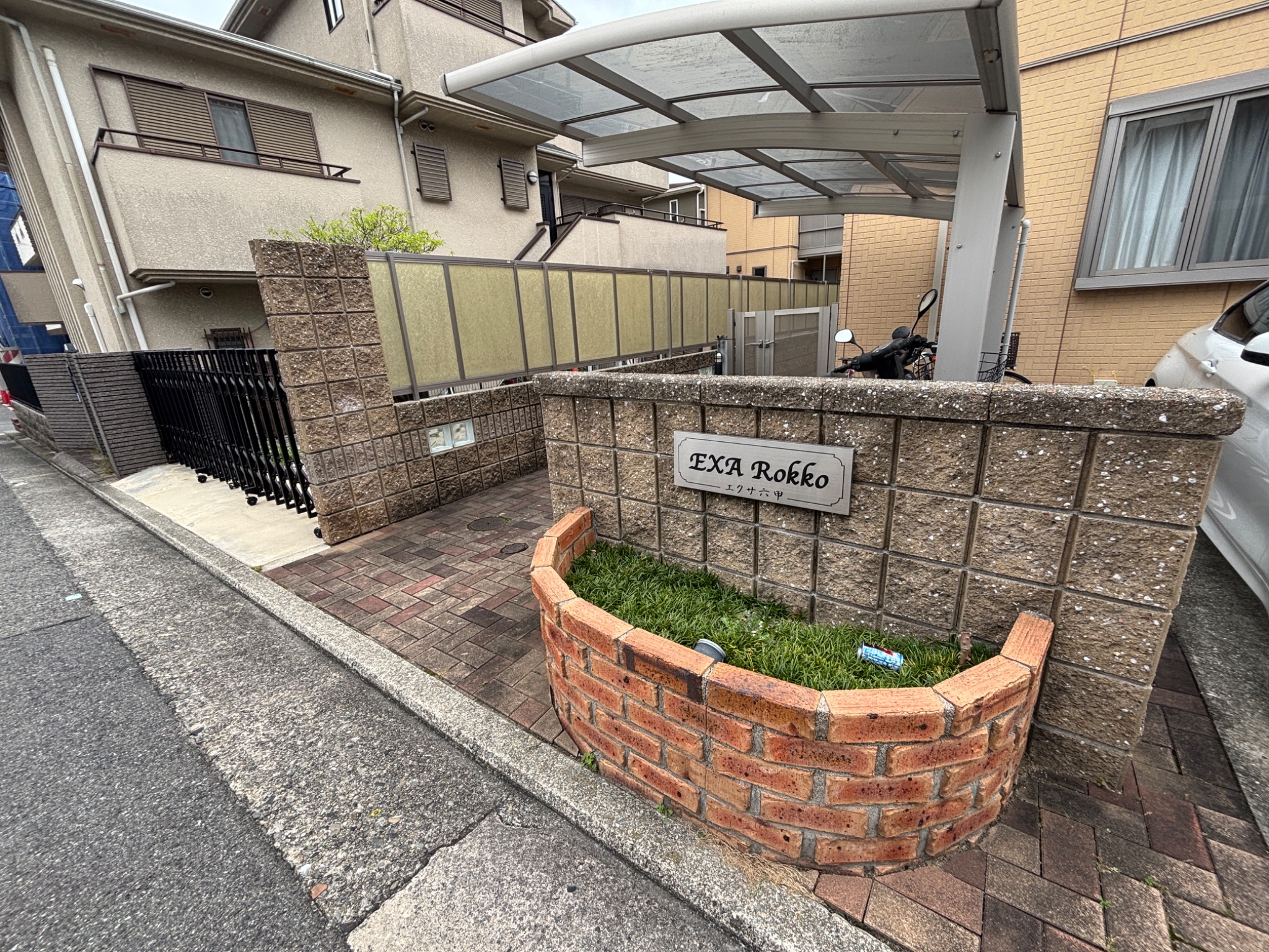 EXA ROKKO エントランス