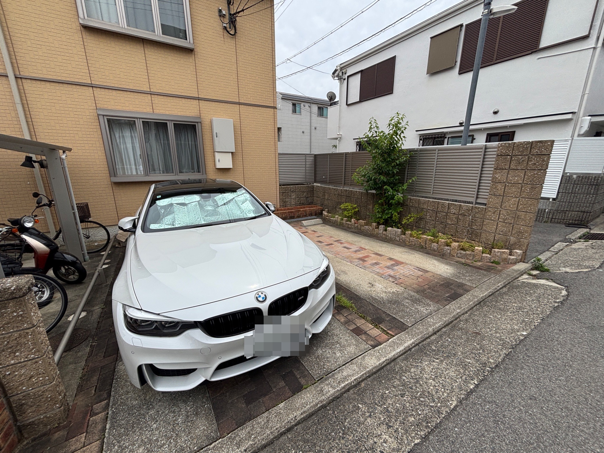 EXA ROKKO 駐車場