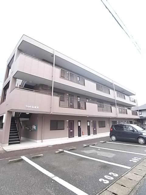シャトル永井 外観
